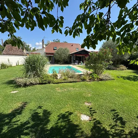 Au Fil De L'eau Villa