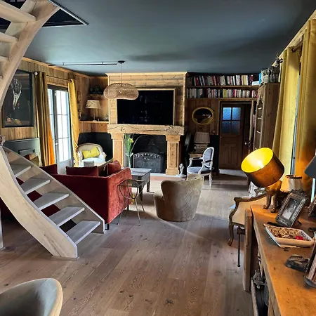 Au Fil De L'eau Villa